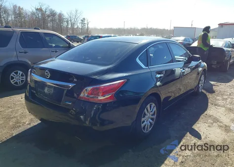 2013 Nissan Altima 2.5 S z USA, uszkodzony, nr VIN 1N4AL3AP2DC123110
